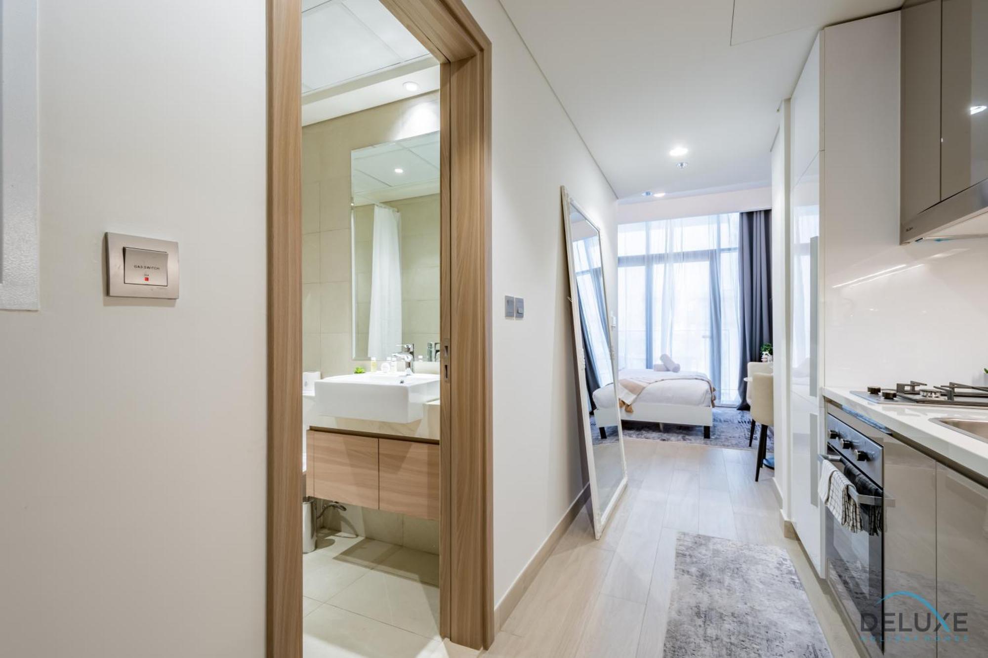 Apartment Lovely At Azizi Riviera 41 In Al Merkadh By Deluxe Homes Dubai