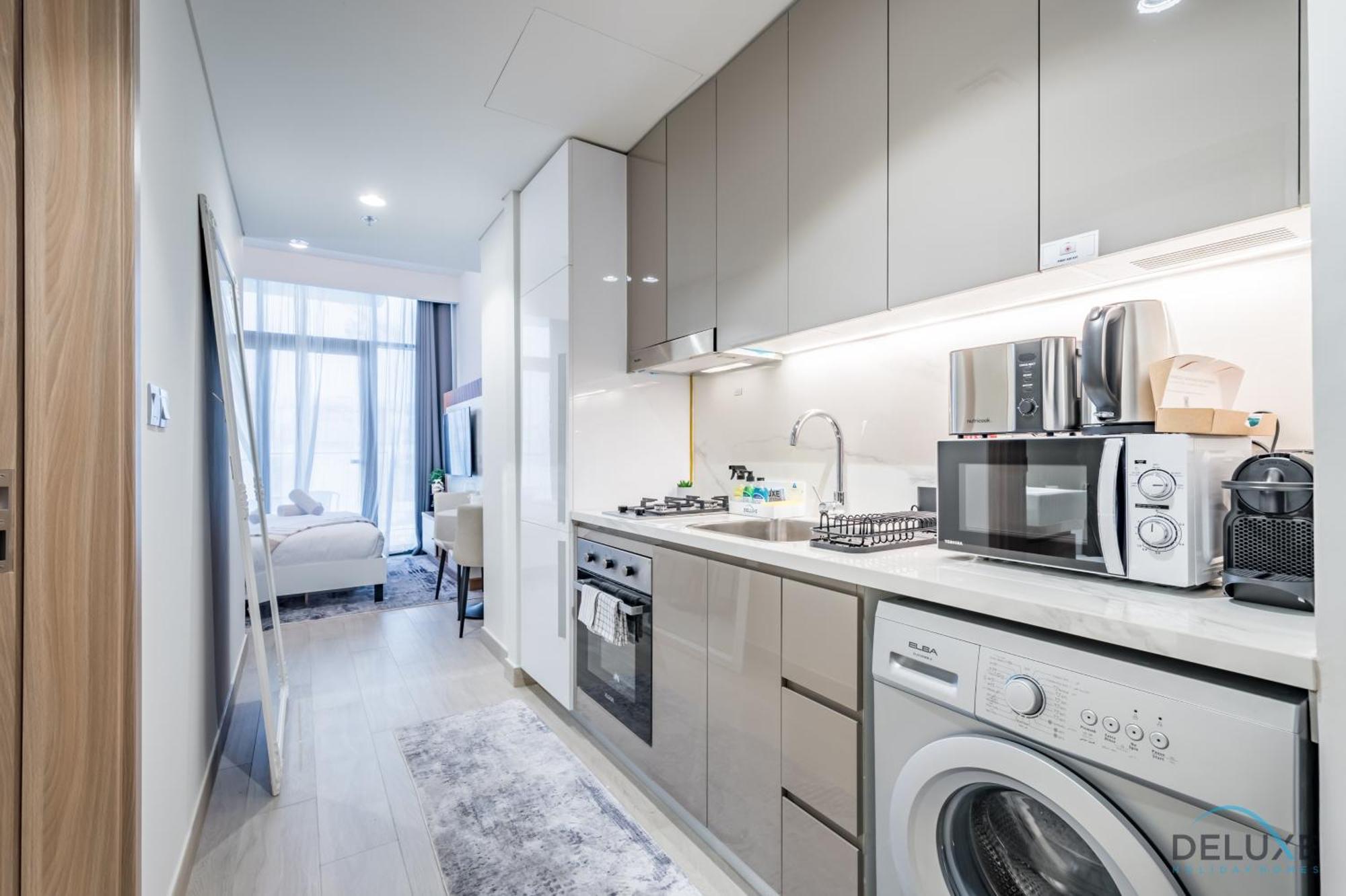 Lovely At Azizi Riviera 41 In Al Merkadh By Deluxe Homes Apartment Dubai